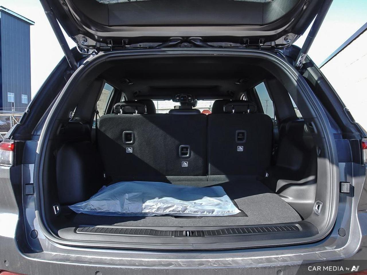 2025 Jeep Grand Cherokee Laredo 4dr 4x4 Photo