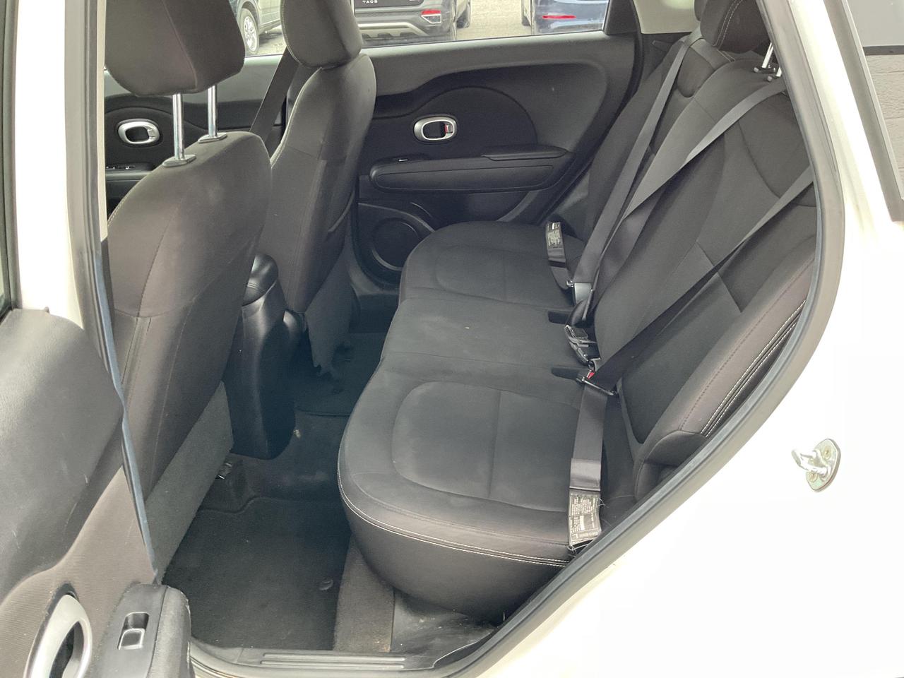 2017 Kia Soul LX (M6) 4dr Hatchback Photo