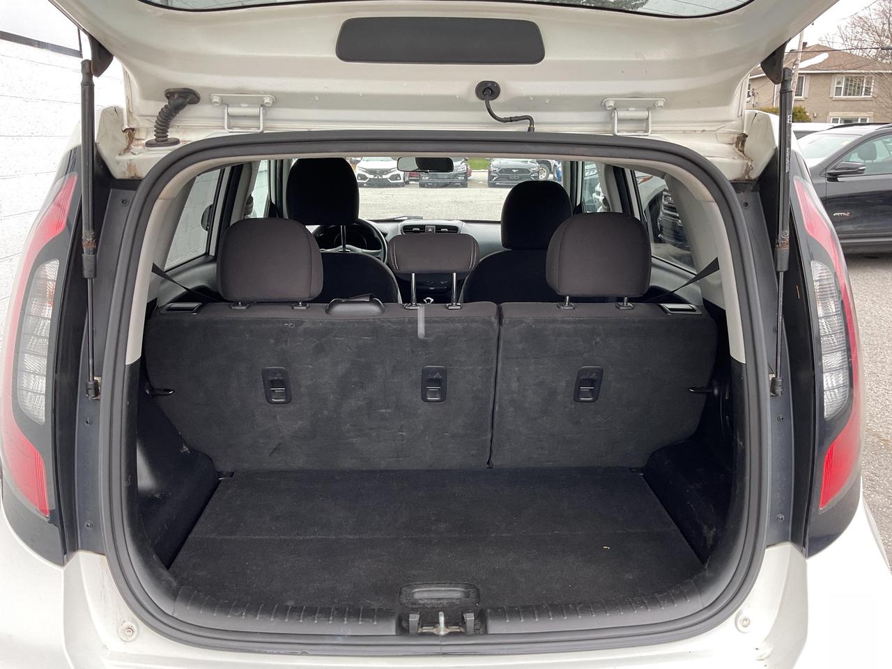 2017 Kia Soul LX (M6) 4dr Hatchback Photo