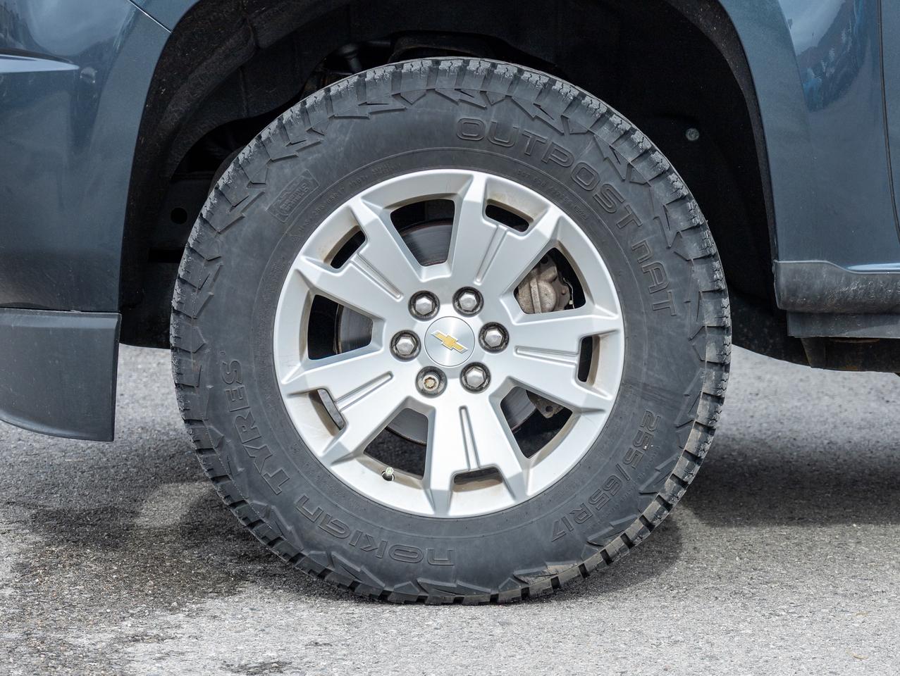 2019 Chevrolet Colorado LT 4x4   V6   Trailering Package Photo3