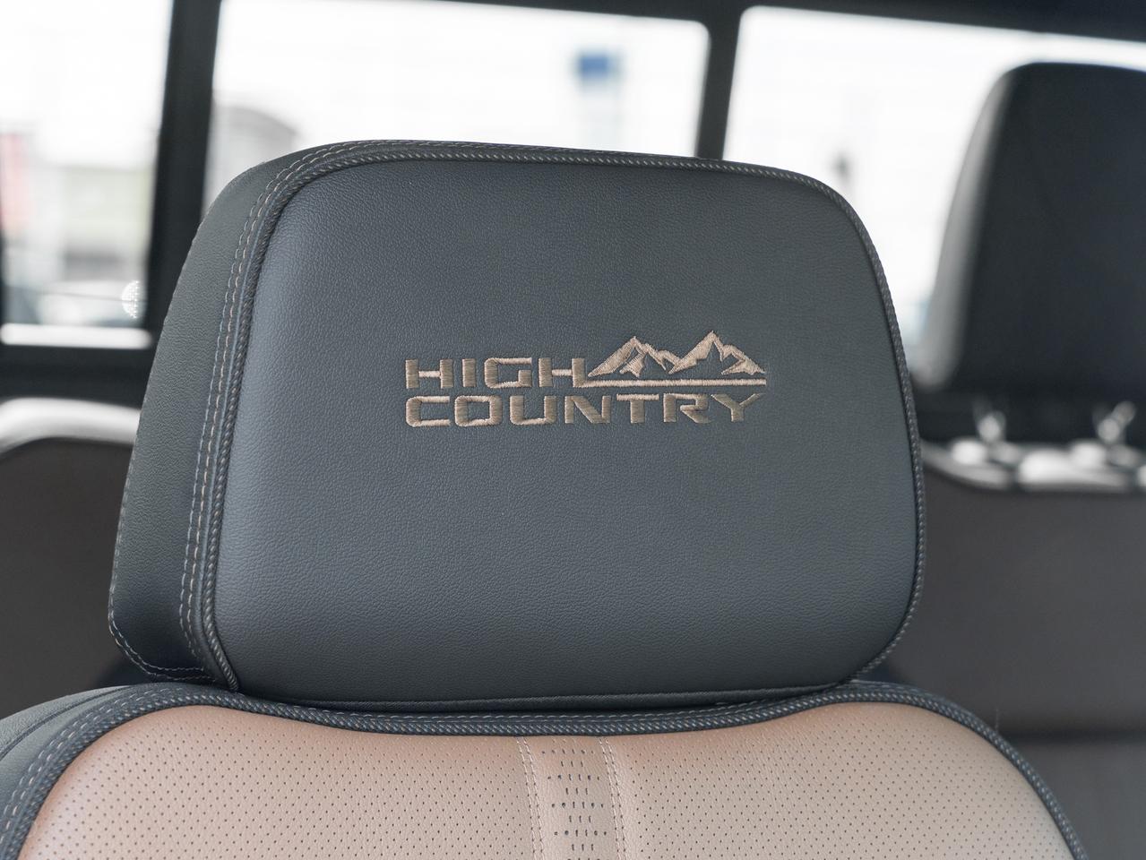 2026 Chevrolet SILVERADO 2500HD High Country Duramax   Z71   Fully Loaded Photo