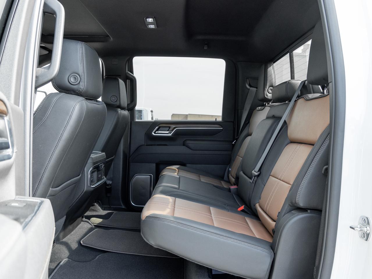 2026 Chevrolet SILVERADO 2500HD High Country Duramax   Z71   Fully Loaded Photo