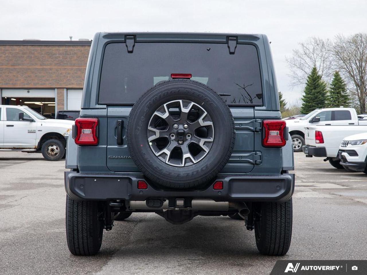 2026 Jeep Wrangler SAHARA 4DR 4X4 Photo4