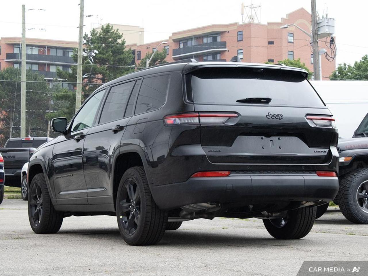 2025 Jeep Grand Cherokee L Limited 4dr 4x4 Photo3