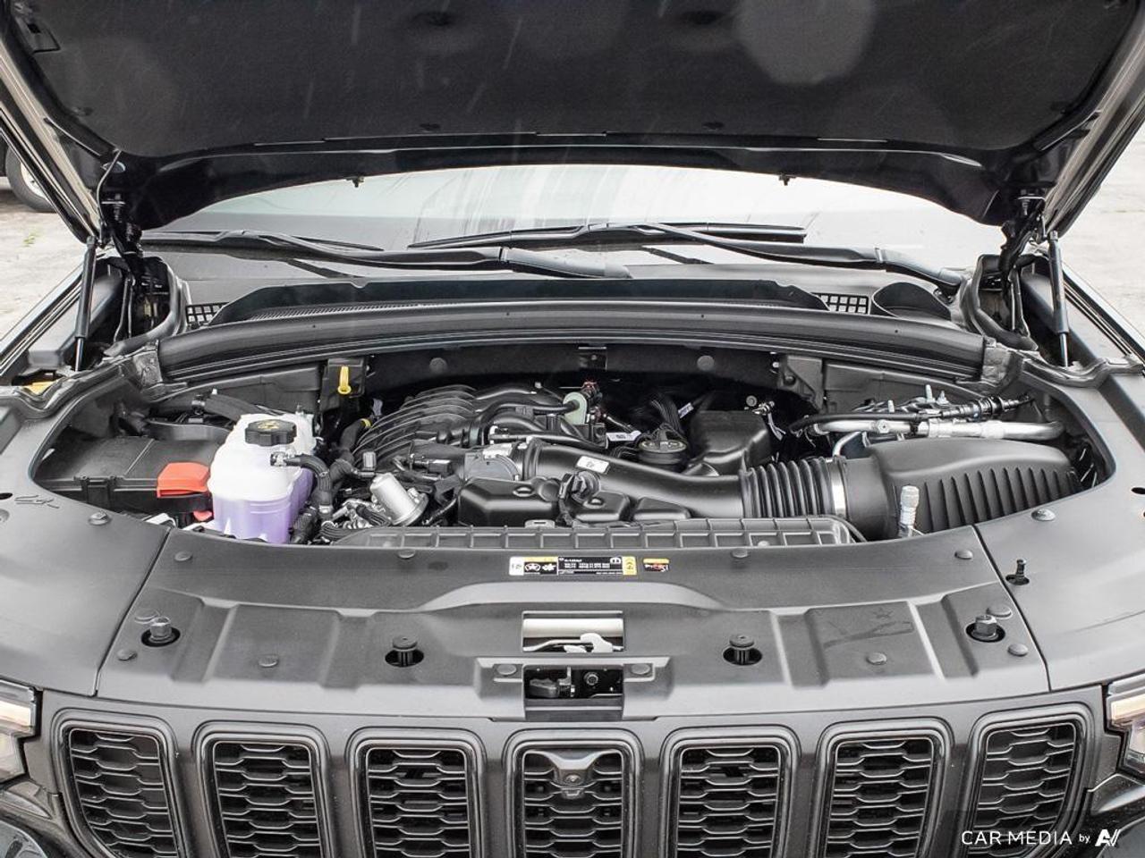 2025 Jeep Grand Cherokee L Limited 4dr 4x4 Photo