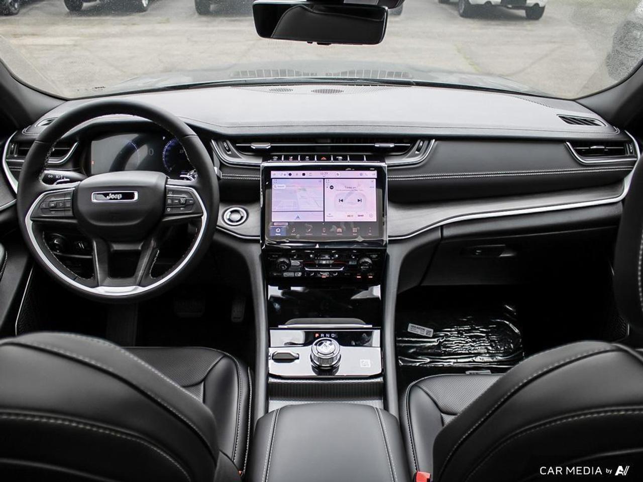 2025 Jeep Grand Cherokee L Limited 4dr 4x4 Photo