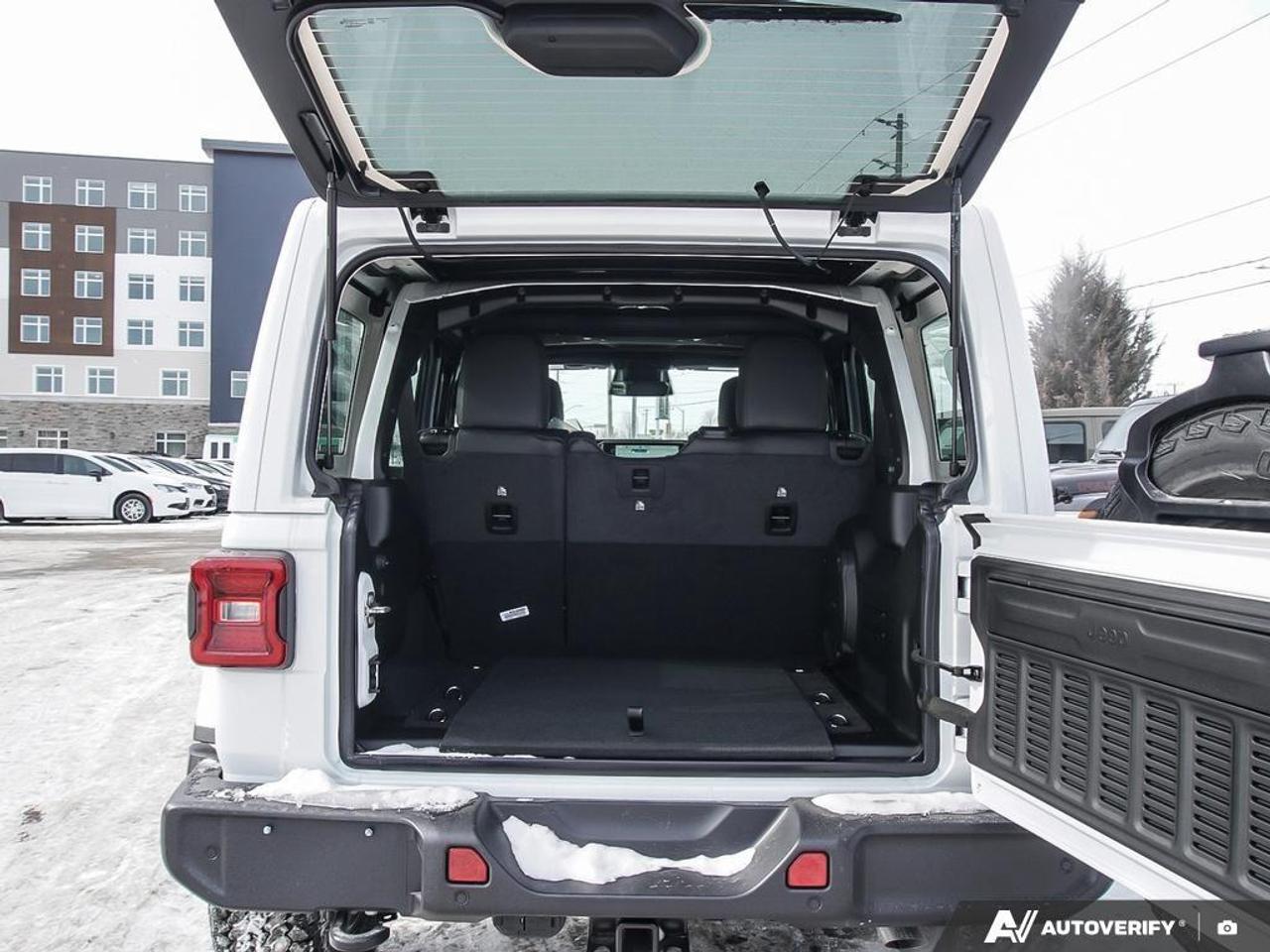 2026 Jeep Wrangler SAHARA 4DR 4X4 Photo