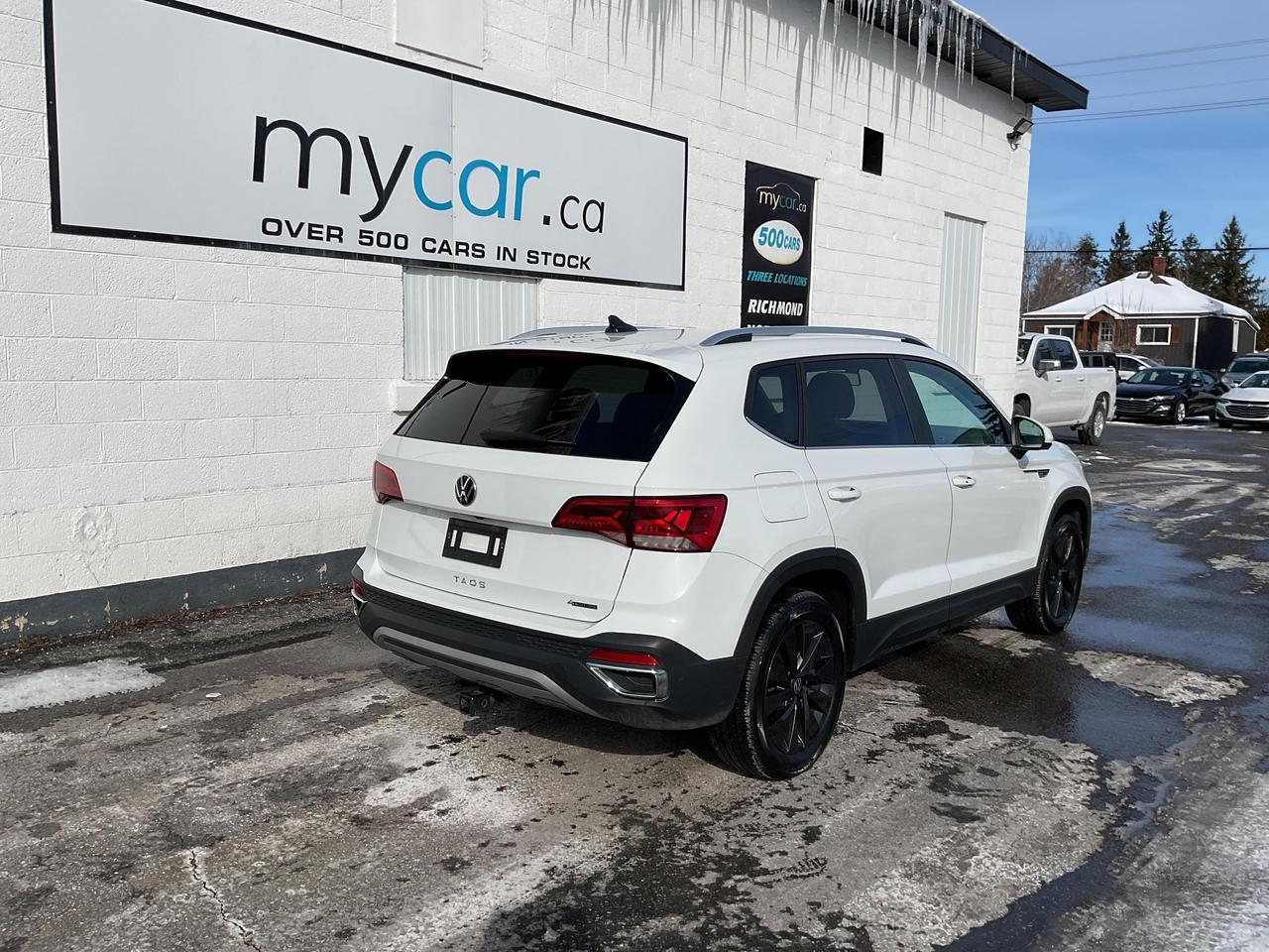 2022 Volkswagen Taos Comfortline 4dr All-Wheel Drive 4MOTION Photo2