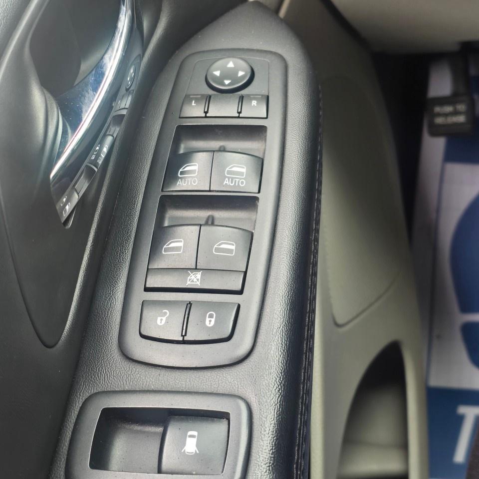 2017 Dodge Grand Caravan 4dr Wgn SXT Photo