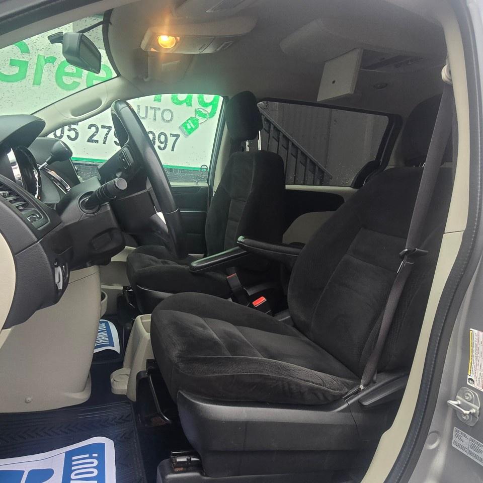 2017 Dodge Grand Caravan 4dr Wgn SXT Photo