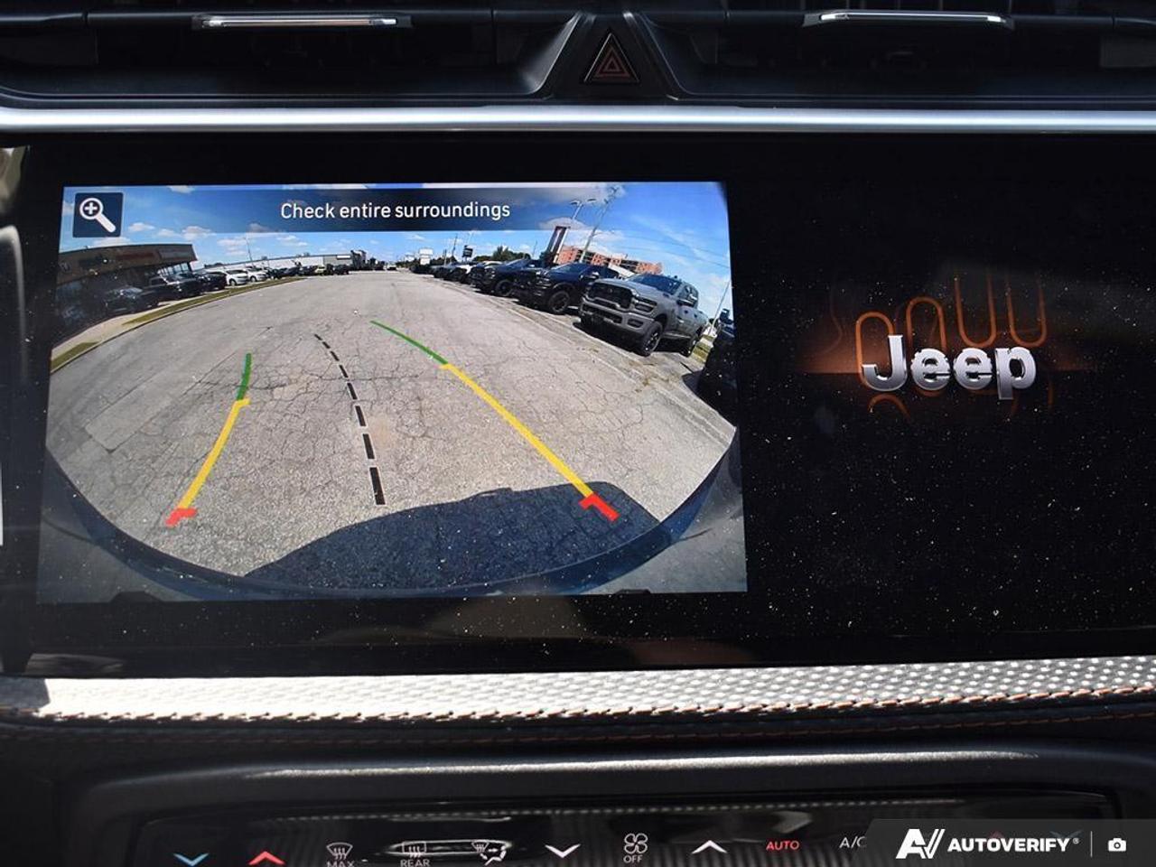 2026 Jeep Cherokee Laredo/Limited 4dr 4x4 Photo