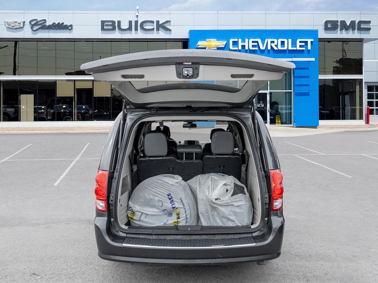 2018 Dodge Grand Caravan SXT Premium Plus   Rear DVD   Navigation Photo