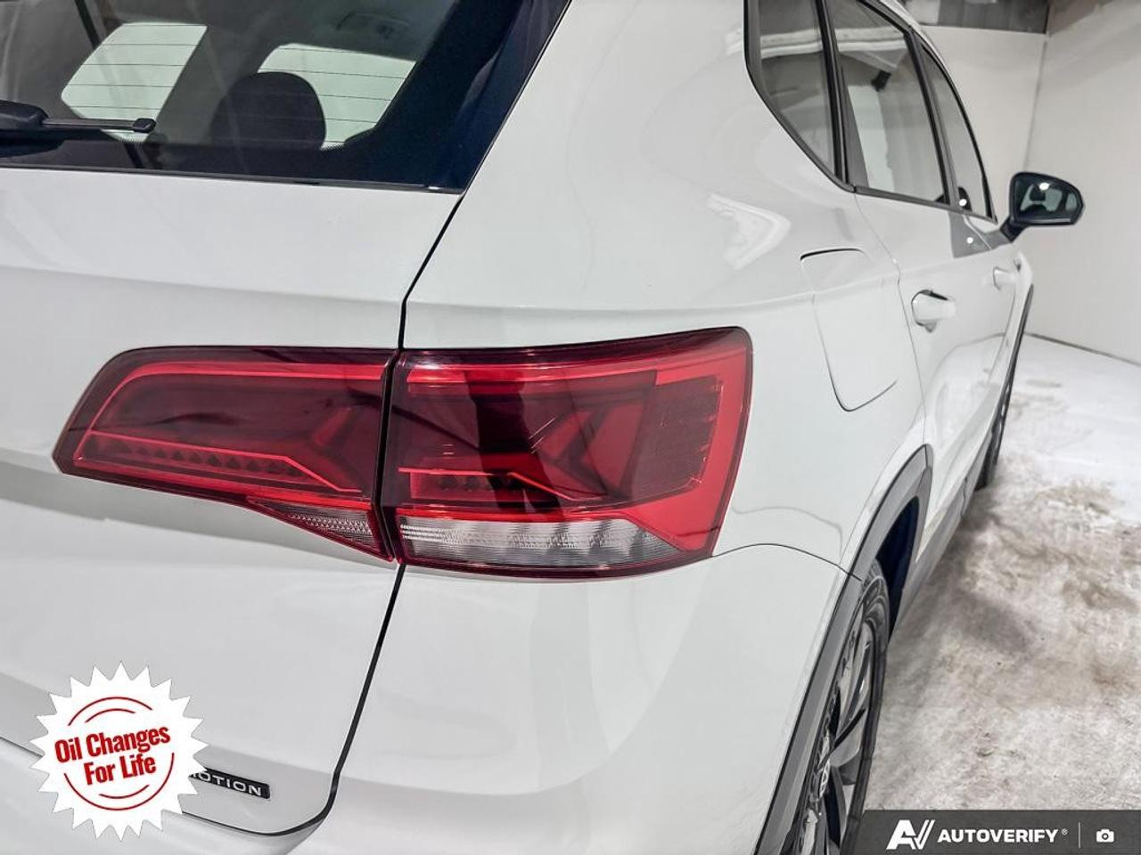 2022 Volkswagen Taos Trendline 4Motion Photo