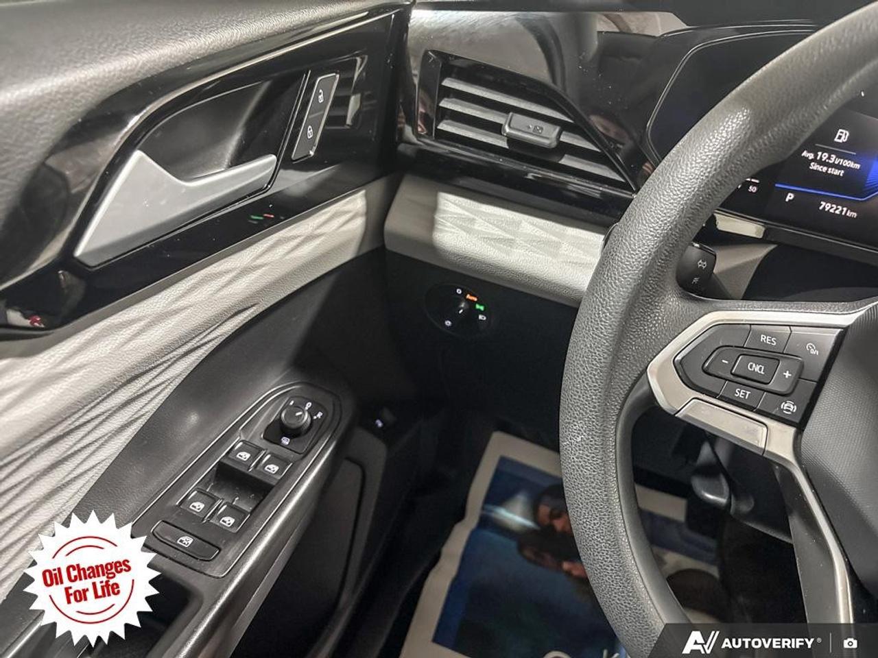 2022 Volkswagen Taos Trendline 4Motion Photo