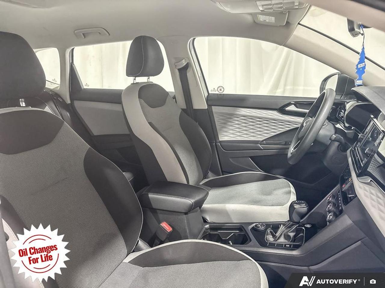 2022 Volkswagen Taos Trendline 4Motion Photo