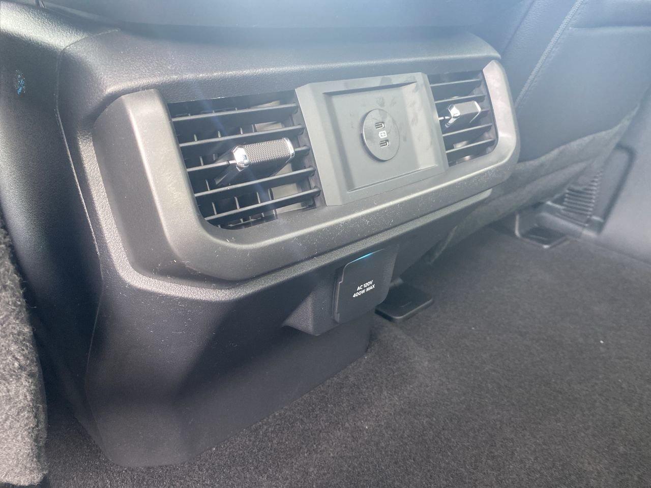 2026 Ford F-150 Lariat Photo