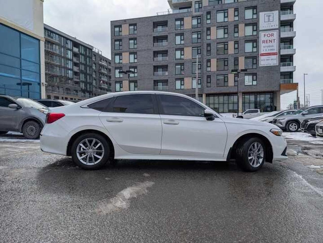 2022 Honda Civic EX 4dr Sedan Photo