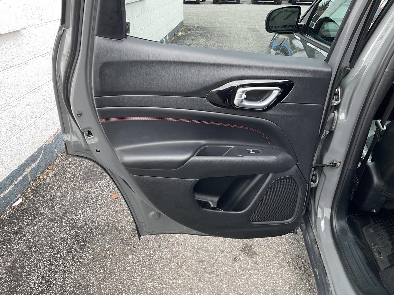 2023 Jeep Compass Trailhawk 4dr 4x4 Photo