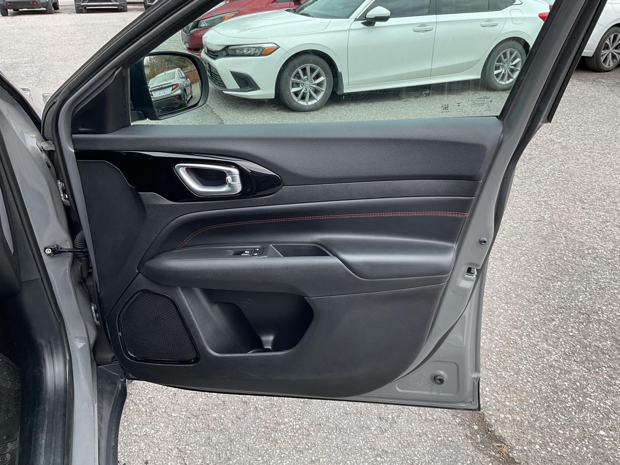 2023 Jeep Compass Trailhawk 4dr 4x4 Photo