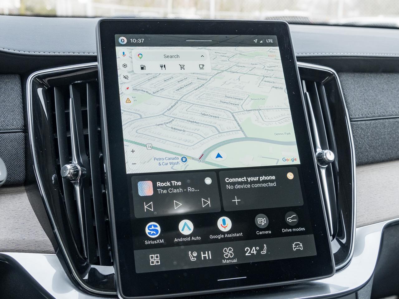 2026 Volvo XC90 B6 AWD Plus Dark Theme  22" ALLOY WHEELS  CPO Photo