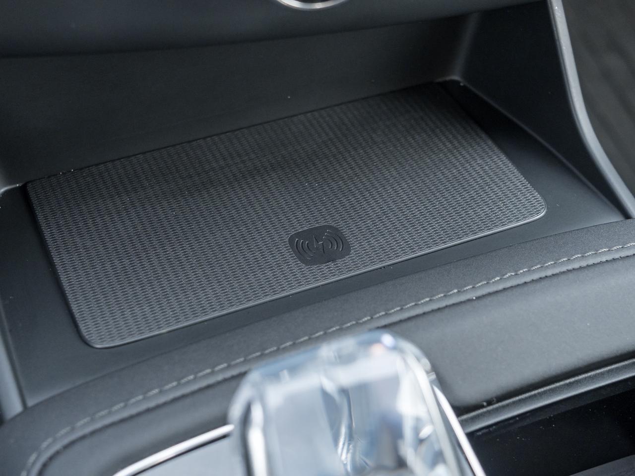 2026 Volvo XC90 B6 AWD Plus Dark Theme  22" ALLOY WHEELS  CPO Photo