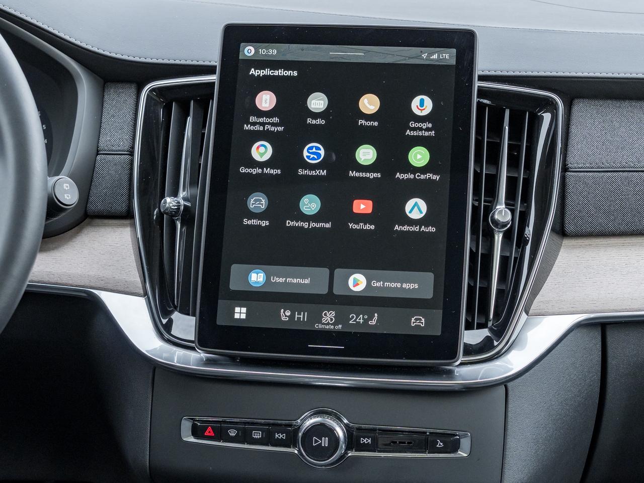 2026 Volvo XC90 B6 AWD Plus Dark Theme  22" ALLOY WHEELS  CPO Photo