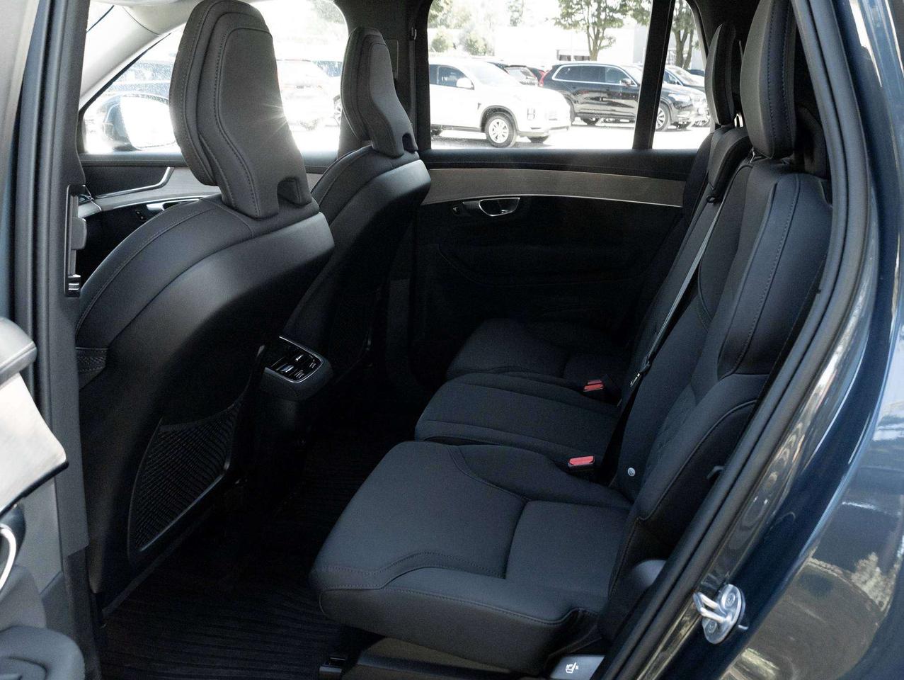 2026 Volvo XC90 B6 AWD Core 7-Seater^Volvo CPO Rate from 2.99%* Photo