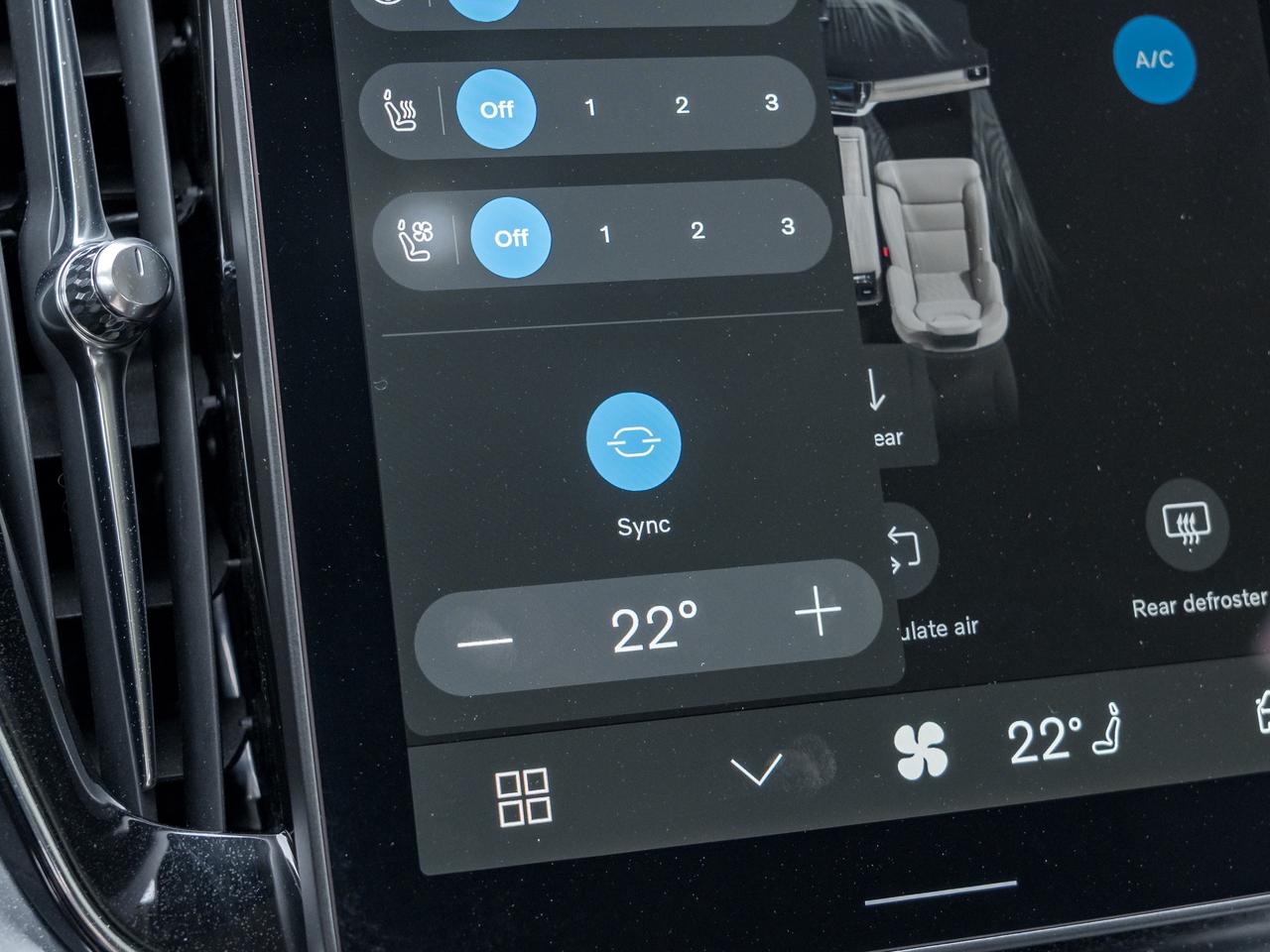 2026 Volvo XC90 B6 AWD Ultra Bright Theme 6-SEATER  HARMAN KARDON Photo