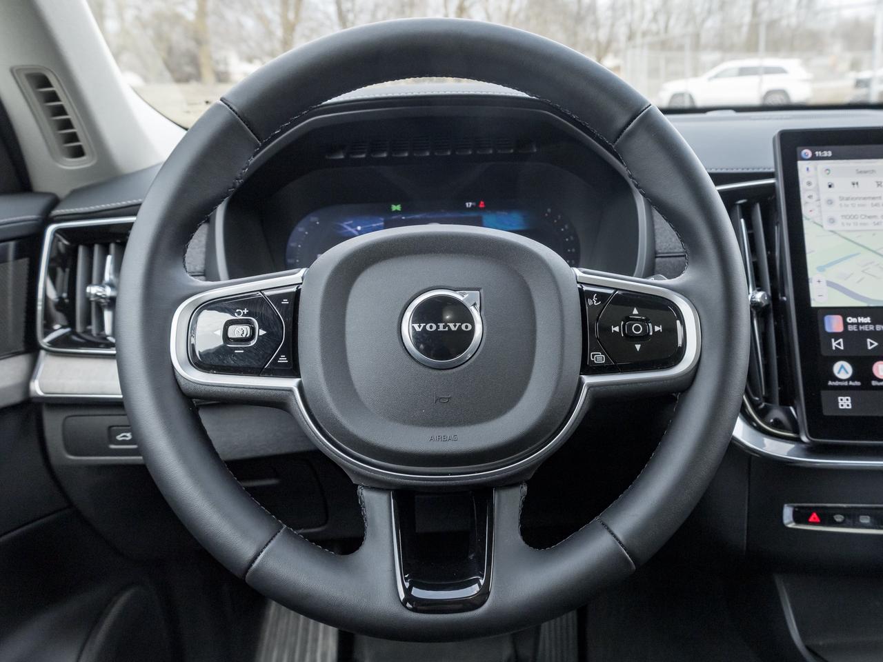 2026 Volvo XC90 B6 AWD Ultra Bright Theme 6-SEATER  HARMAN KARDON Photo