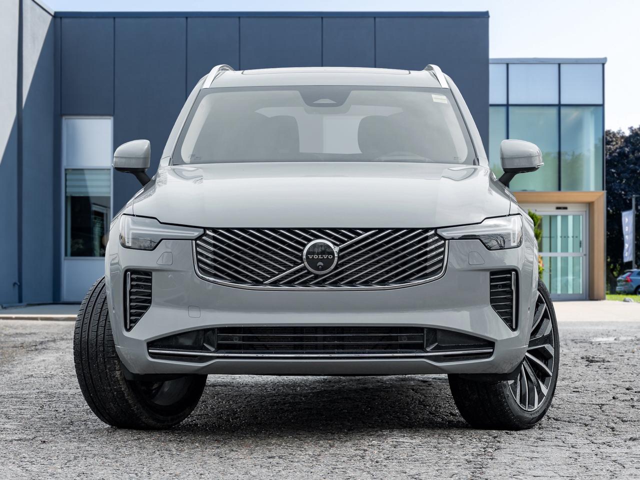 2026 Volvo XC90 B6 AWD Ultra Bright Theme 6-SEATER  HARMAN KARDON Photo