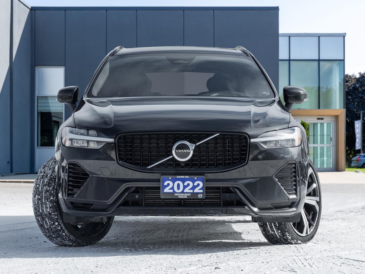 2022 Volvo XC60 Plug-In Hybrid T8 eAWD PHEV R-Design  NEW TIRES  VOLVO CPO Photo