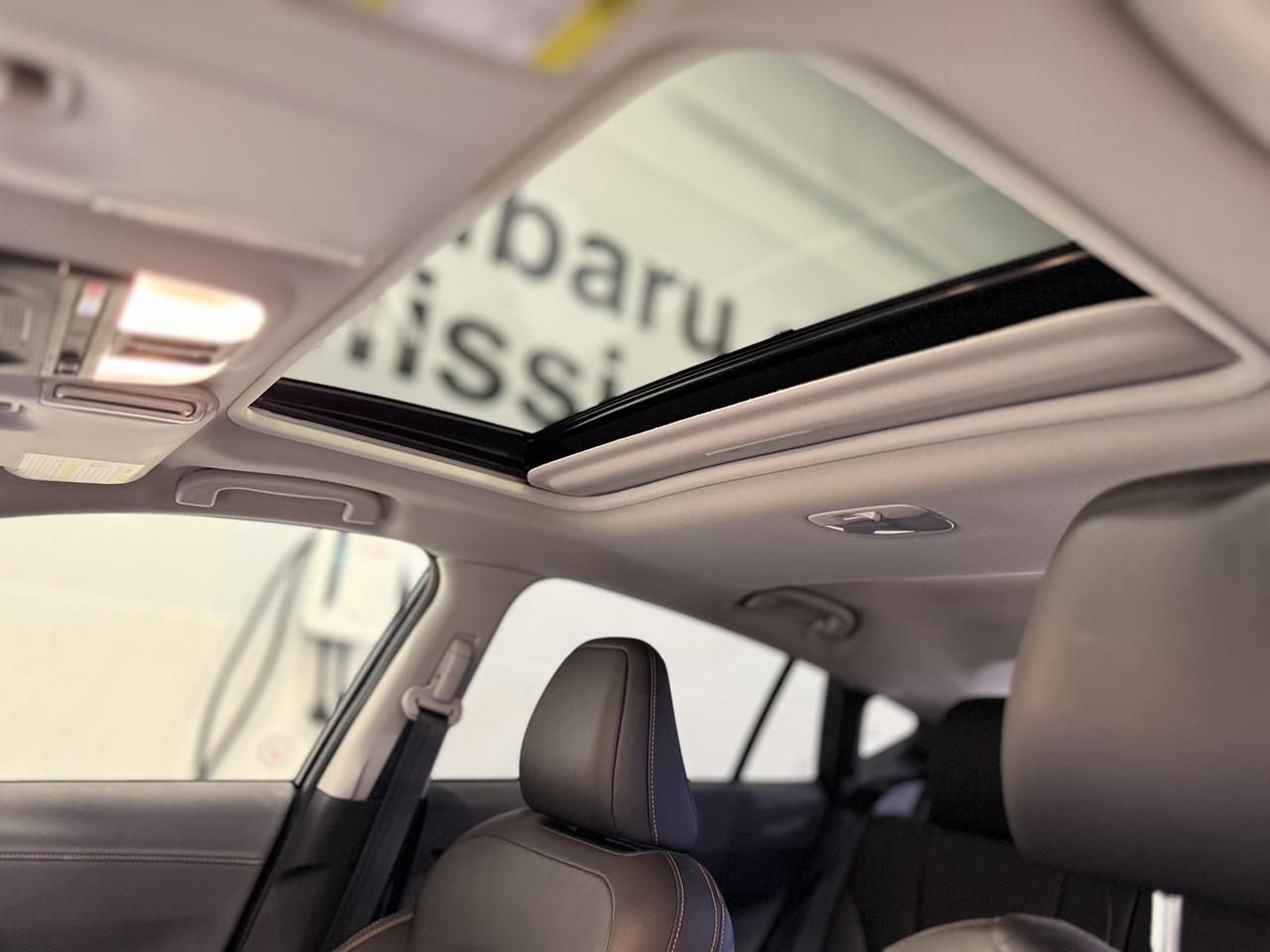 2024 Subaru Crosstrek LIMITED  LOW KM!   1 OWNER   NAVI   LEATHER Photo