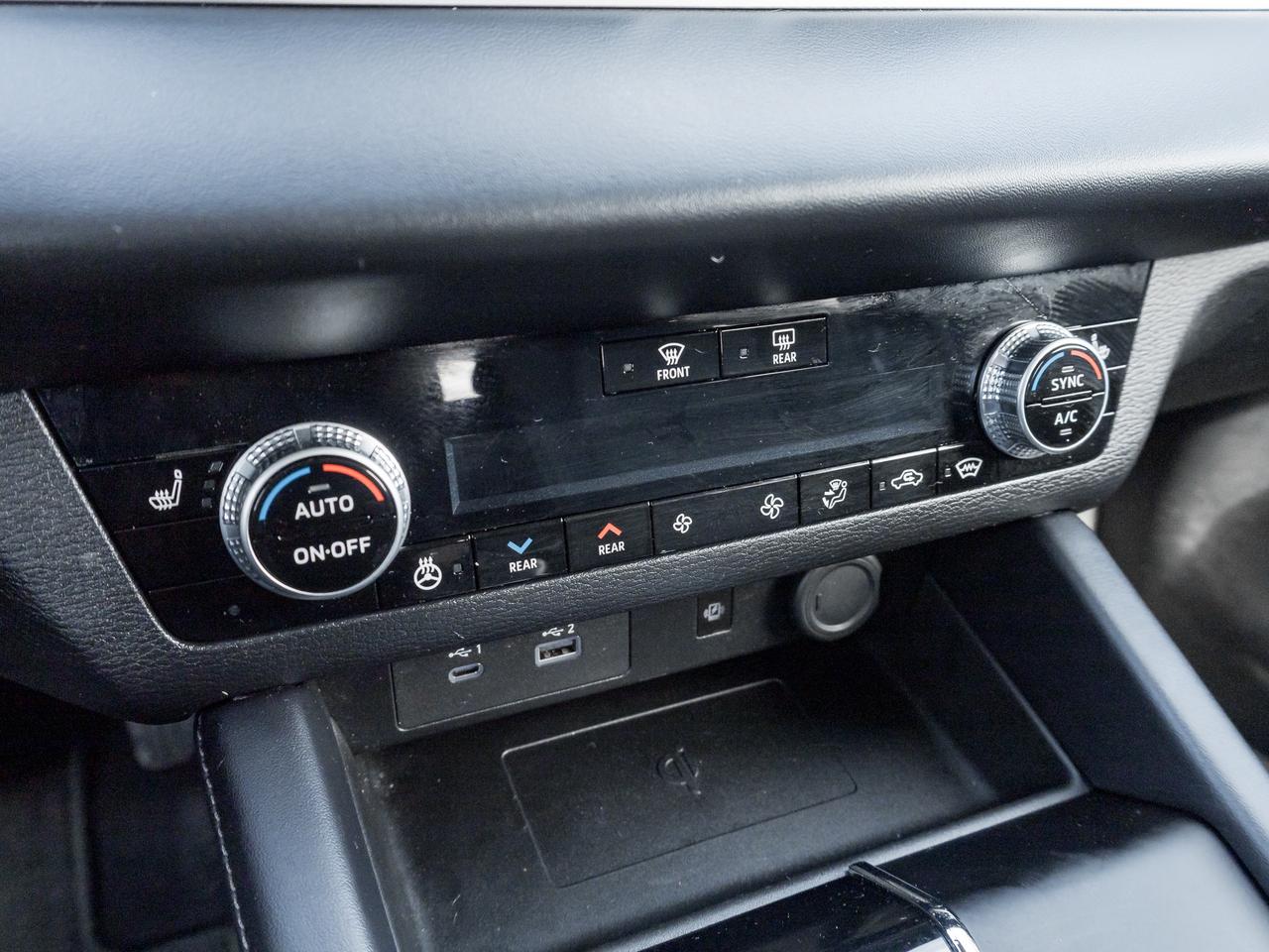 2024 Mitsubishi Outlander SE S-AWC CPO FINANCE RATES FOR AS LOW AS 0.90% Photo
