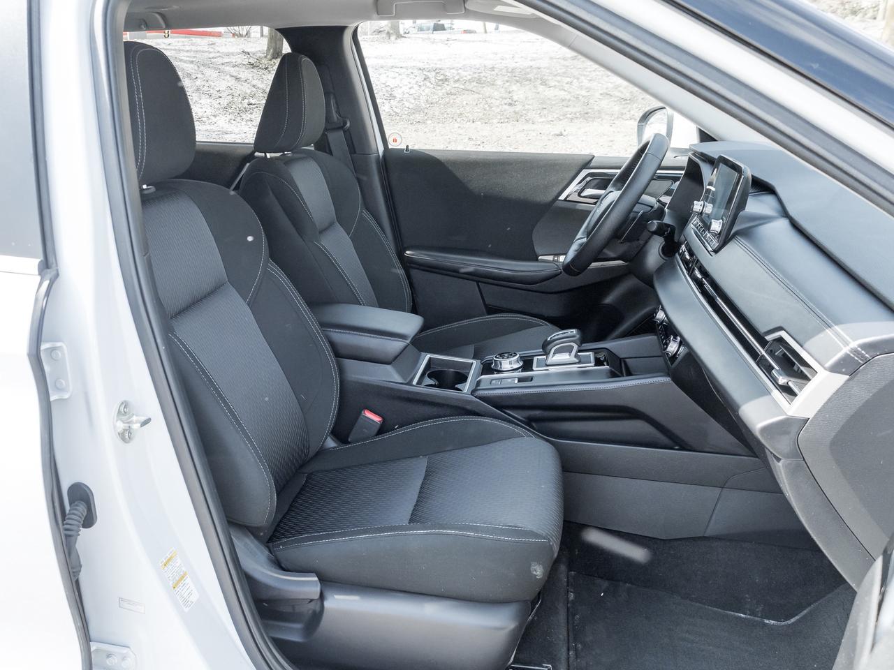 2024 Mitsubishi Outlander SE S-AWC CPO FINANCE RATES FOR AS LOW AS 0.90% Photo