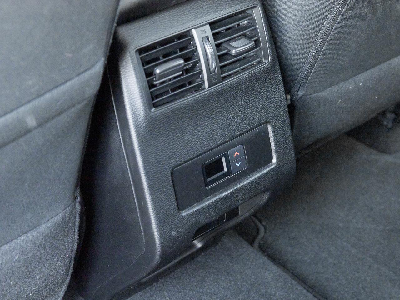 2024 Mitsubishi Outlander SE S-AWC CPO FINANCE RATES FOR AS LOW AS 0.90% Photo