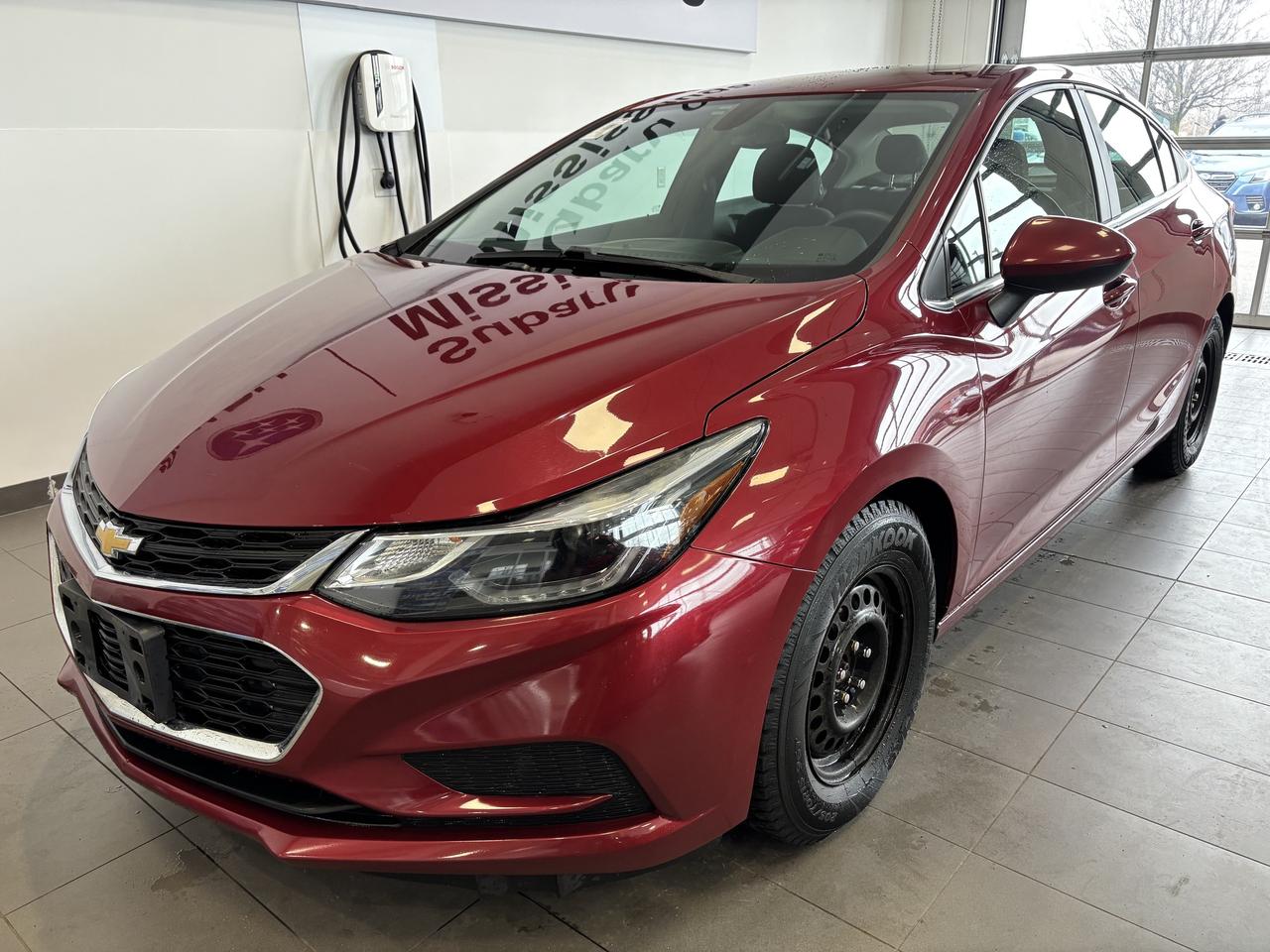 2017 Chevrolet Cruze LT TURBO   SUNROOF   2 SETS RIMS&TIRES   CAMERA Photo