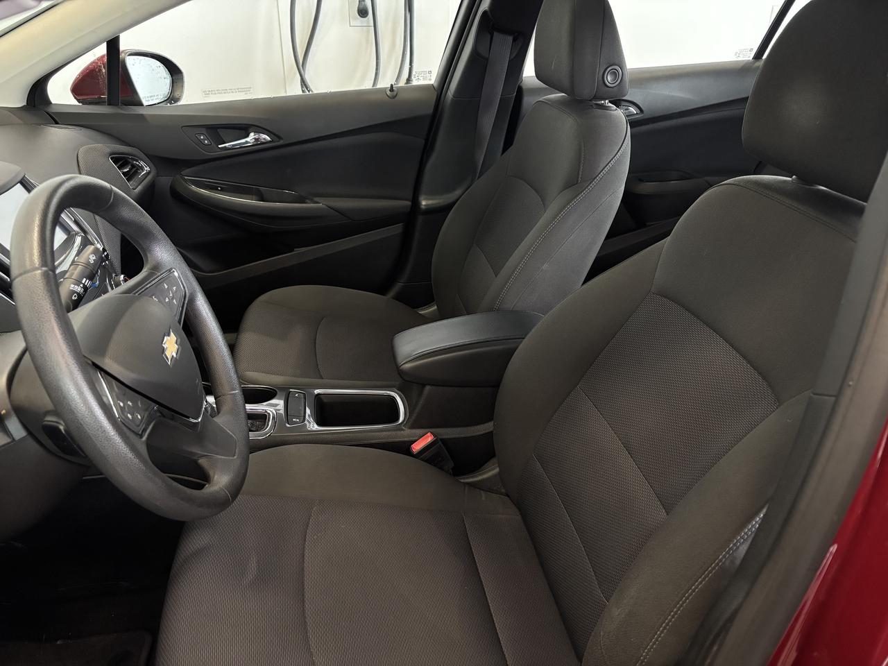 2017 Chevrolet Cruze LT TURBO   SUNROOF   2 SETS RIMS&TIRES   CAMERA Photo