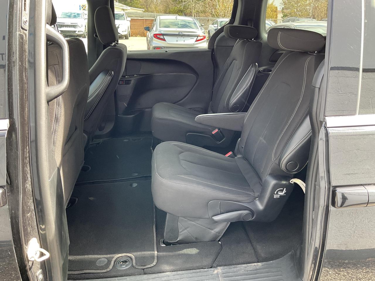 2022 Chrysler Pacifica Touring All-Wheel Drive Passenger Van Photo