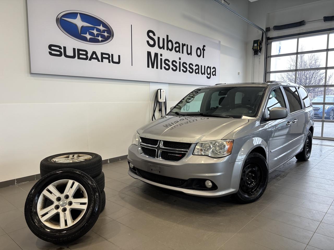 2014 Dodge Grand Caravan CREW   STOWNGO   LEATHER   2SETS RIMS  CAM SUNROOF Photo0