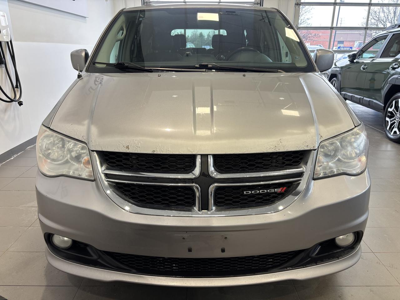 2014 Dodge Grand Caravan CREW   STOWNGO   LEATHER   2SETS RIMS  CAM SUNROOF Photo