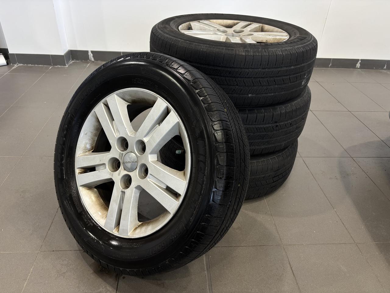 2014 Dodge Grand Caravan CREW   STOWNGO   LEATHER   2SETS RIMS  CAM SUNROOF Photo