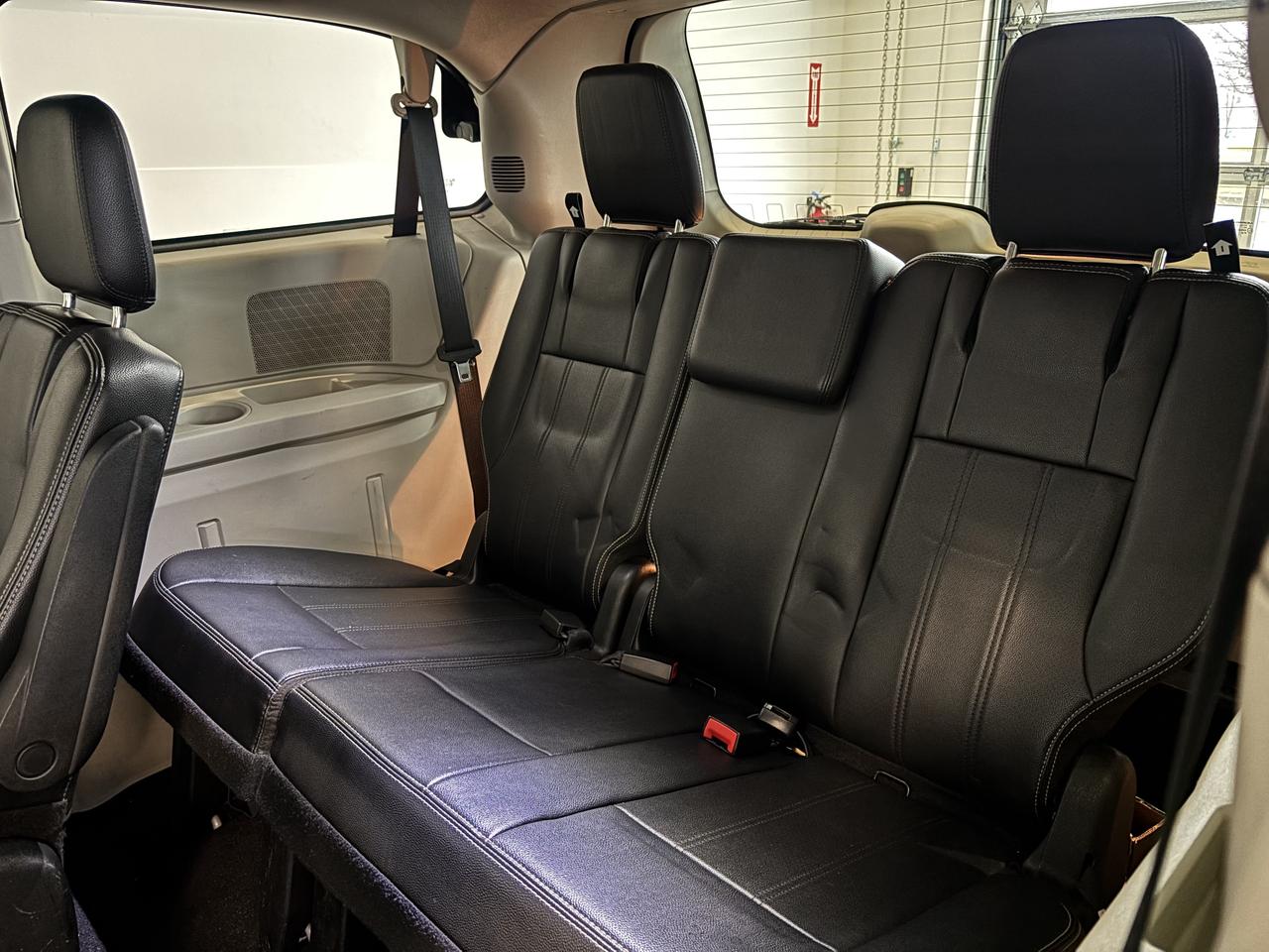 2014 Dodge Grand Caravan CREW   STOWNGO   LEATHER   2SETS RIMS  CAM SUNROOF Photo