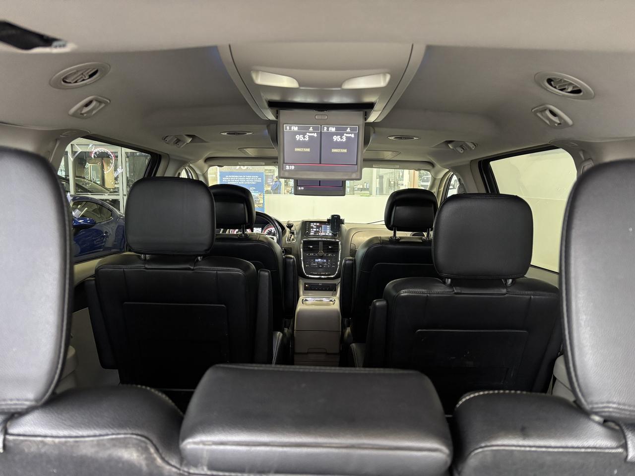 2014 Dodge Grand Caravan CREW   STOWNGO   LEATHER   2SETS RIMS  CAM SUNROOF Photo