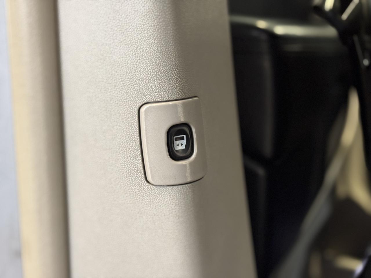 2014 Dodge Grand Caravan CREW   STOWNGO   LEATHER   2SETS RIMS  CAM SUNROOF Photo