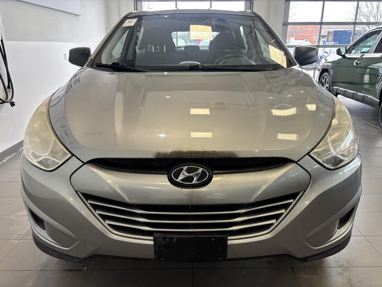 2013 Hyundai Tucson GL AWD  1OWNER   CLEAN CARFAX   53 SERVICE RECORDS Photo