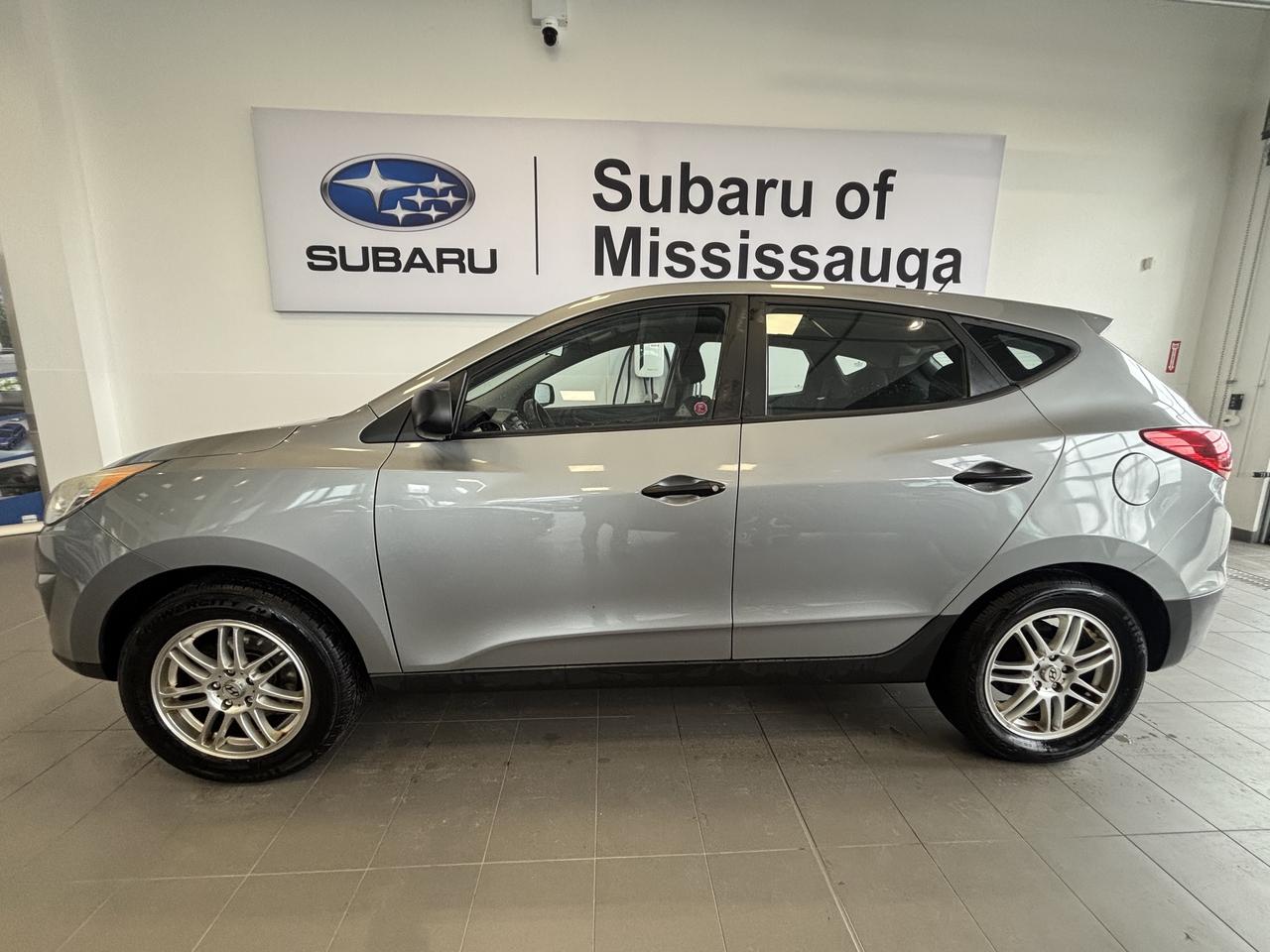 2013 Hyundai Tucson GL AWD  1OWNER   CLEAN CARFAX   53 SERVICE RECORDS Photo