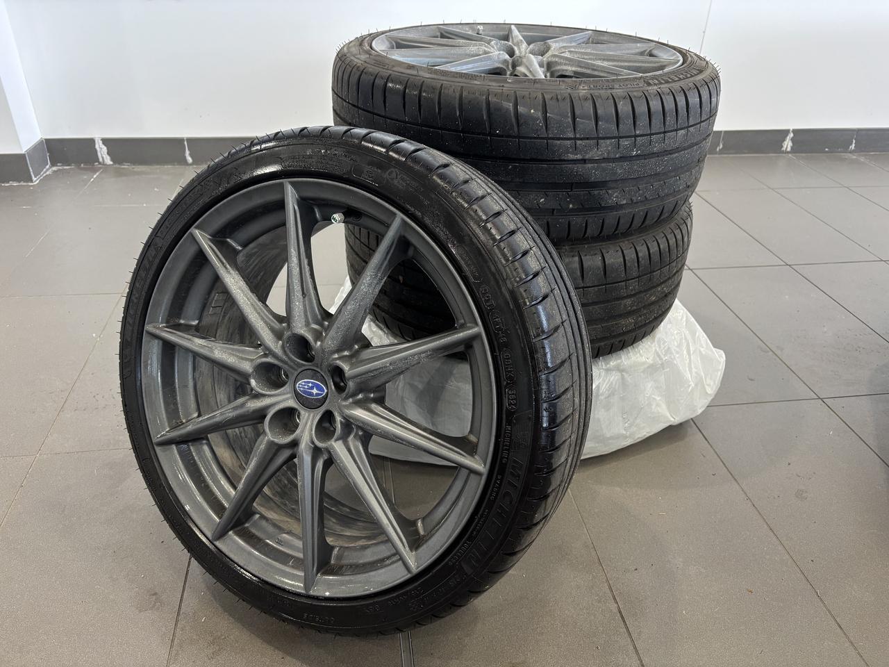 2025 Subaru BRZ SPORT TECH AUTO  1OWNER   CLEAN CARFAX   2SET RIMS Photo