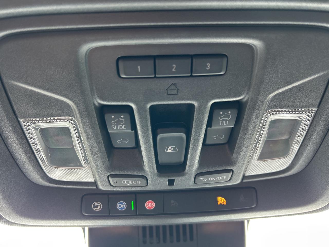 2024 GMC Sierra 1500 4WD Crew Cab 147  AT4 Photo