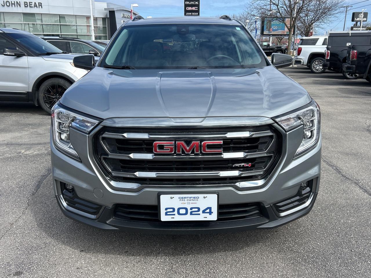 2024 GMC Terrain AWD 4dr AT4 Photo