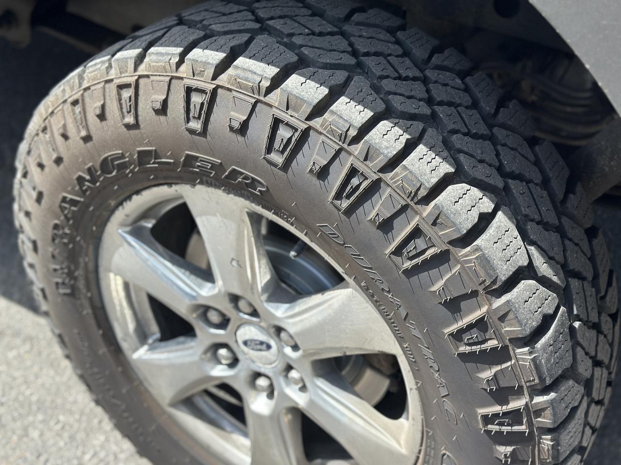 2018 Ford F-150 XTR 5.0L SUPERCREW *ONE OWNER* NEW BRAKES* Photo